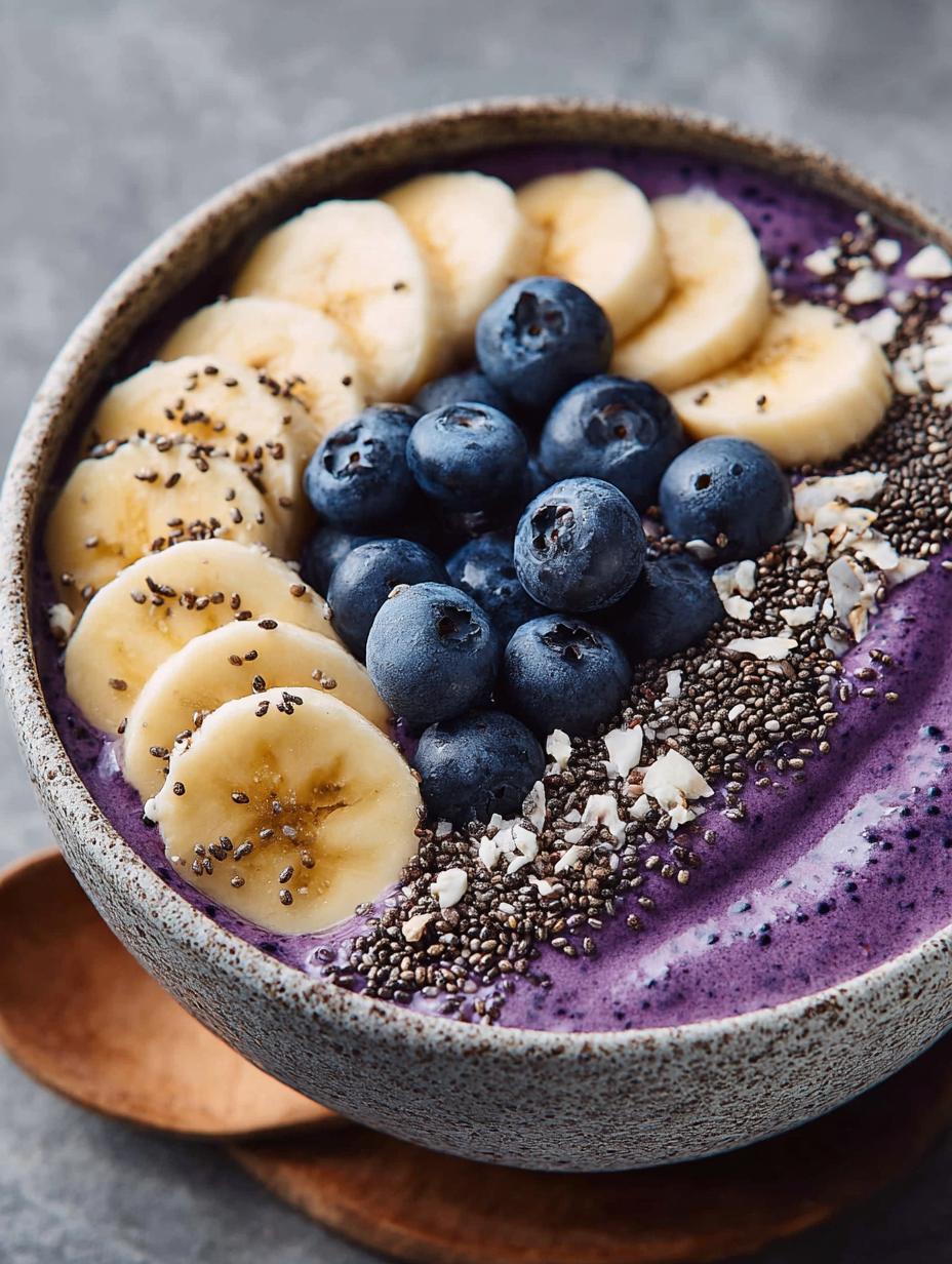 Blueberry Banana Smoothie Bowl: 6 Reasons to Love It - Blueberry Banana Smoothie Bowl - additional detail